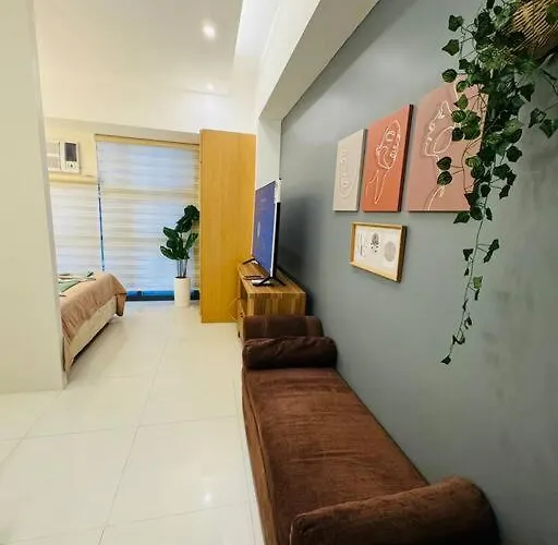 Staycation In Mckinley Walking Distance To Venice Mall Apartamento